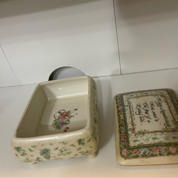 Aubrey Jeannes Expression Happy Anniversary Footed Jewerly Trinkets Box Glass - Picture 4 of 7